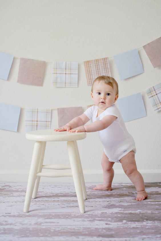 adorable baby blur chair